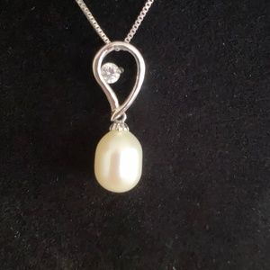 Classic Freshwater Pearl Necklace